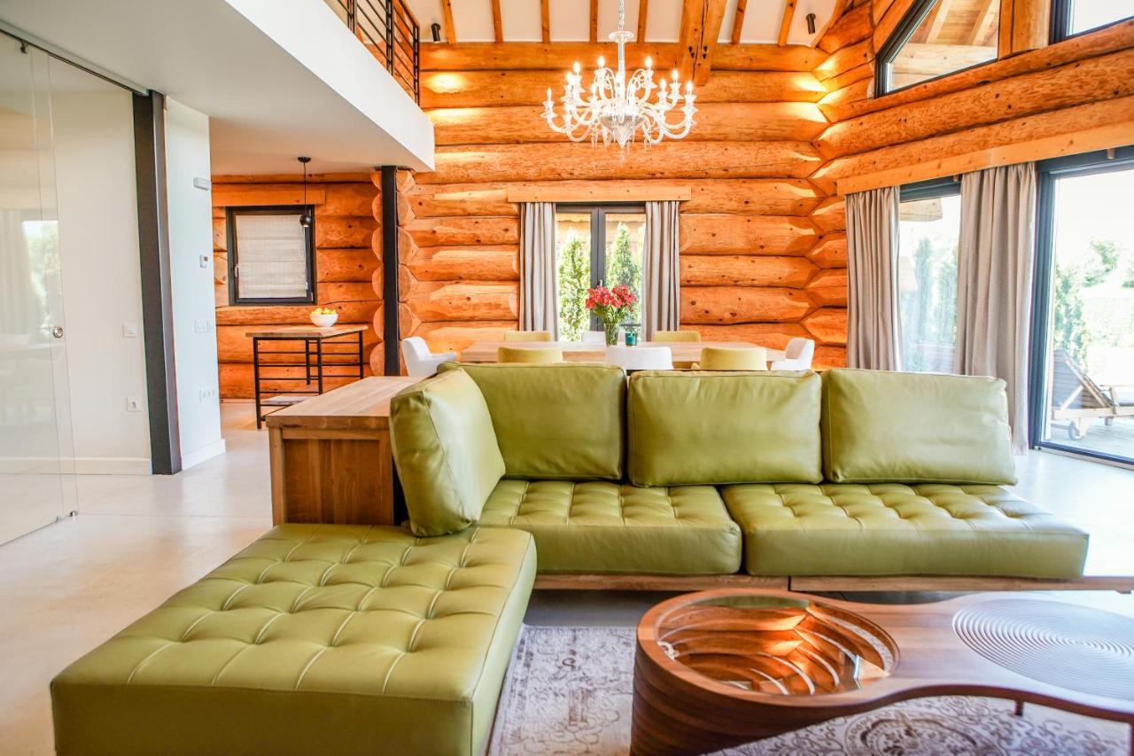 Alpina Luxury Chalets Banja Exteriör bild