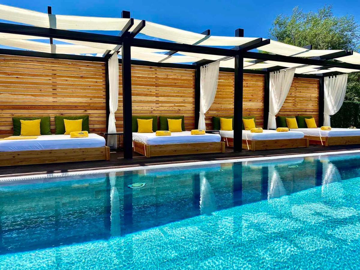 Alpina Luxury Chalets Banja Exteriör bild